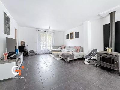 Maison - 111 m² - 5 pièces