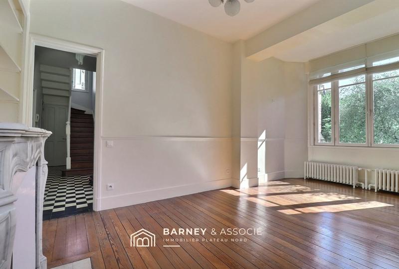 Maison - 181 m² - 6 pièces