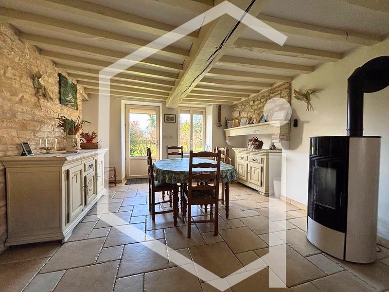 Maison - 180 m² - 3 pièces