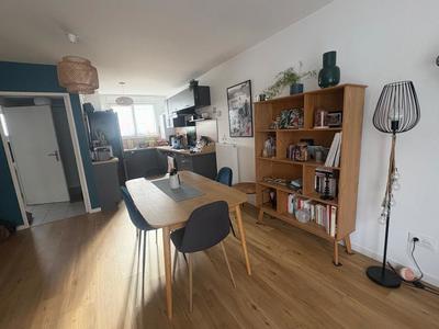 Pavillon - 81 m² - 4 pièces