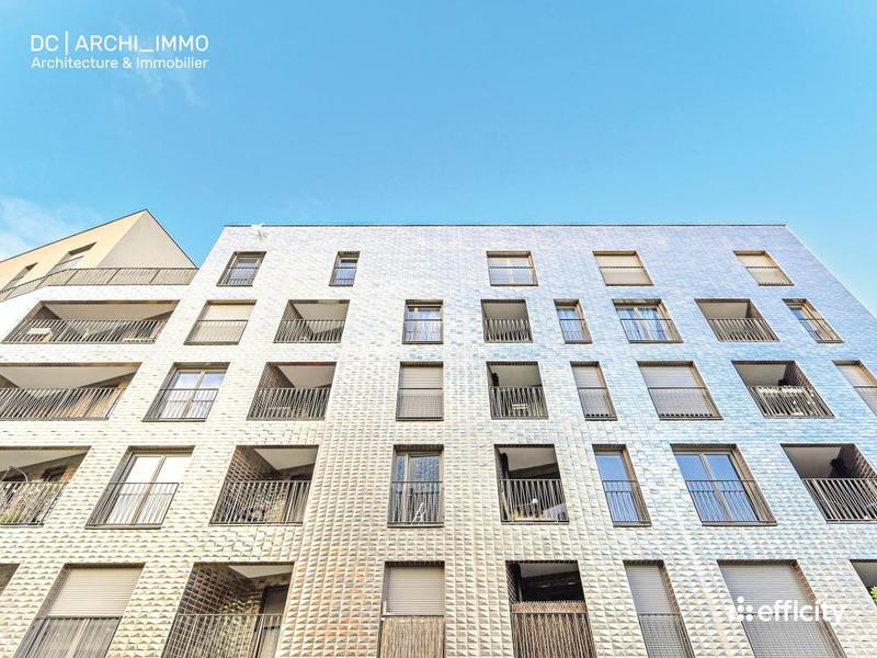 Appartement - 100 m² - 4 pièces