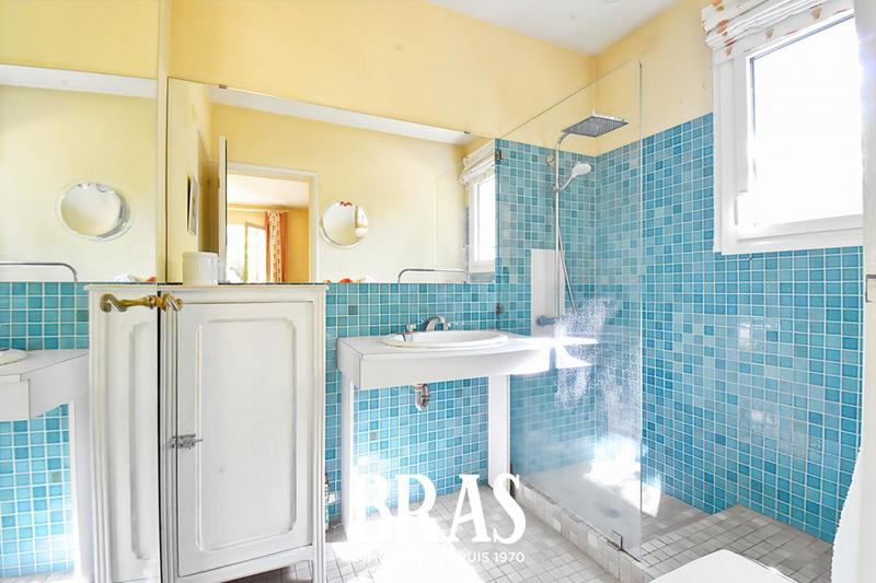 Maison - 372 m² - 7 pièces