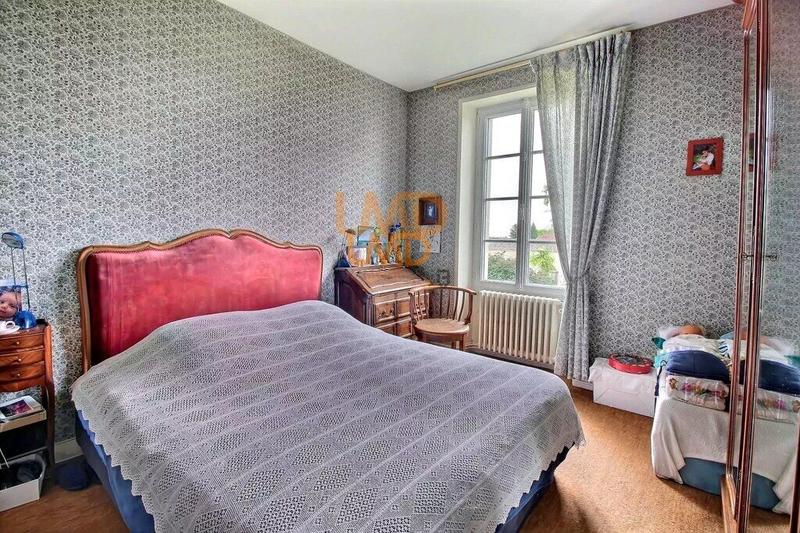 Maison - 292 m² - 10 pièces