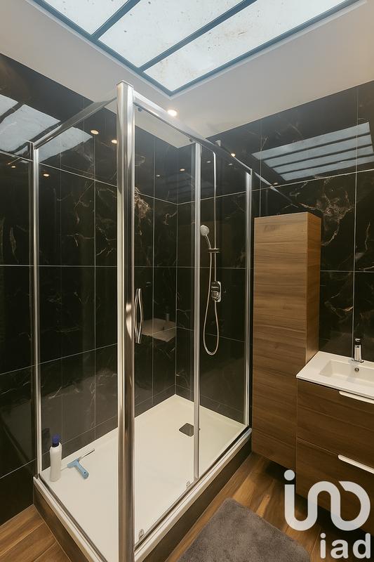 Appartement - 72 m² - 2 pièces