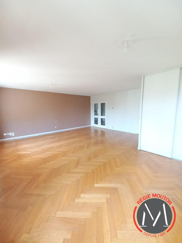 Appartement - 89 m² - 3 pièces