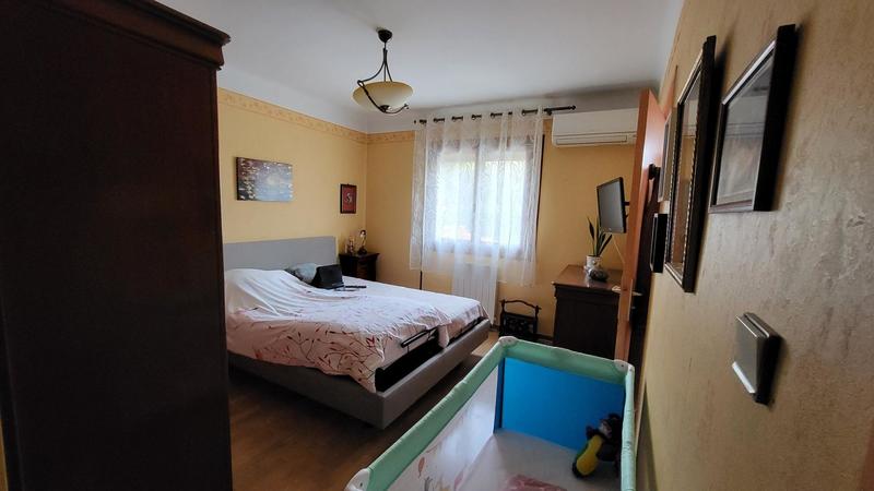 Maison - 180 m² - 7 pièces