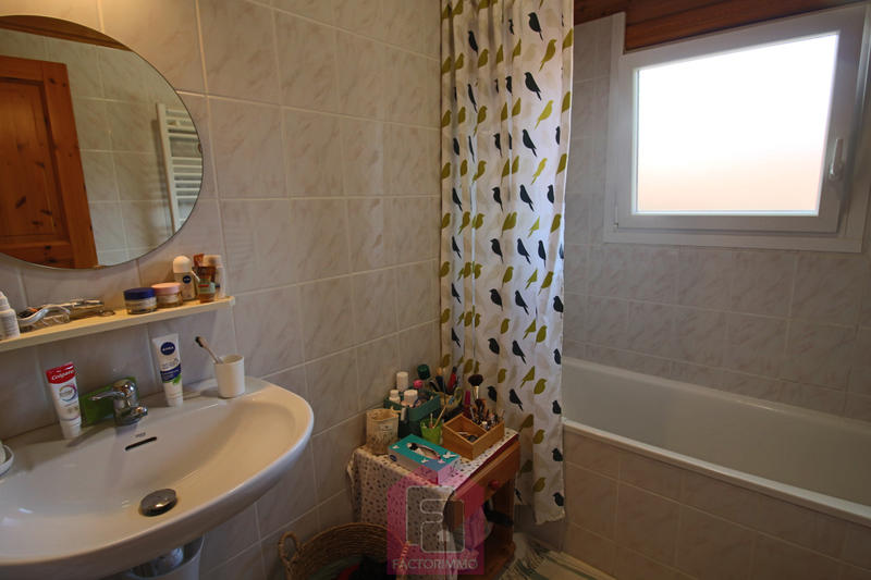 Maison - 60 m² - 4 pièces