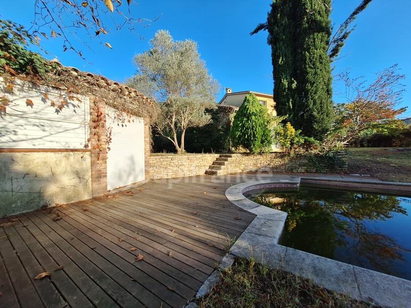 Maison - 192 m² - 7 pièces