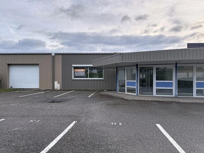 Bureau - 245 m² - 1 pièce