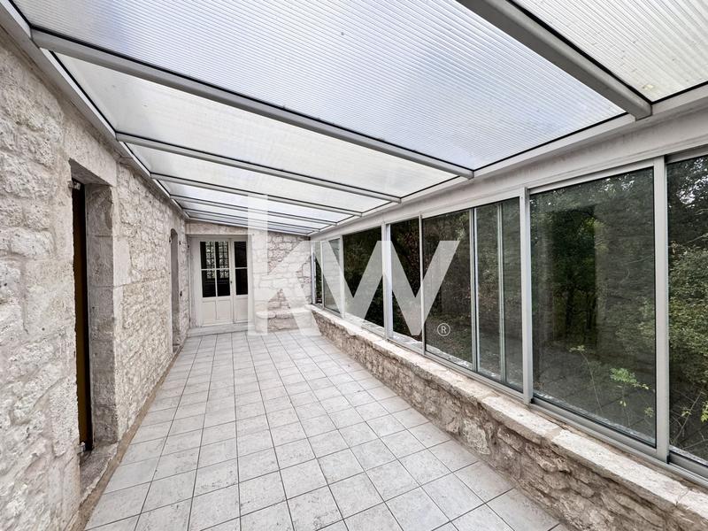 Maison - 185 m² - 5 pièces