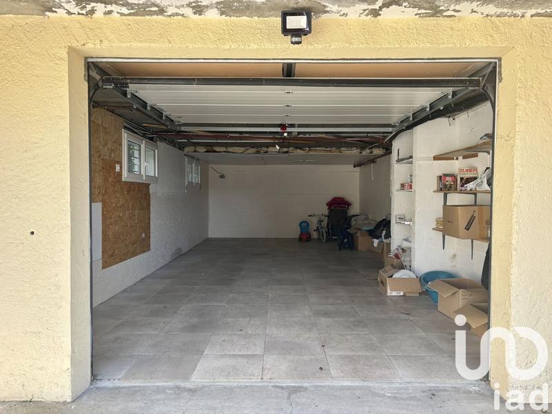 Maison - 217 m² - 8 pièces