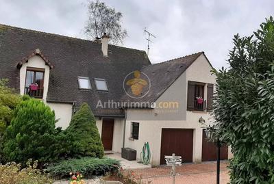 Maison - 205 m² - 7 pièces