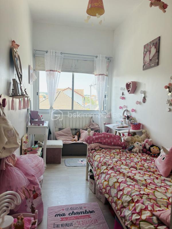 Maison - 102 m² - 5 pièces