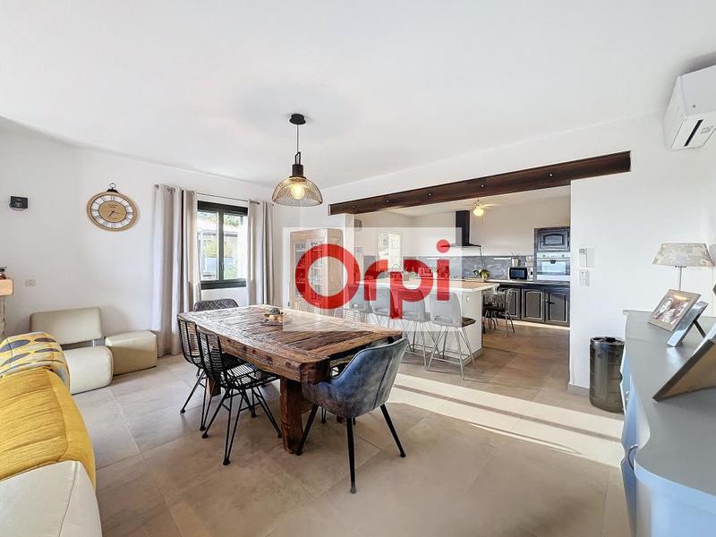 Immeuble - 263 m² - 9 pièces