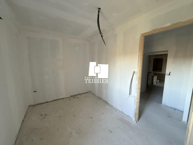 Maison - 80 m² - 6 pièces