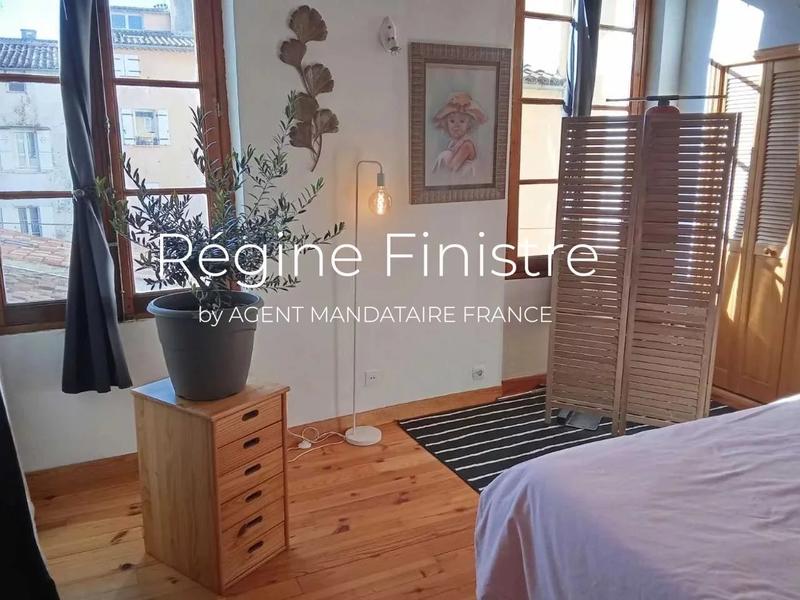 Appartement - 126 m² - 6 pièces