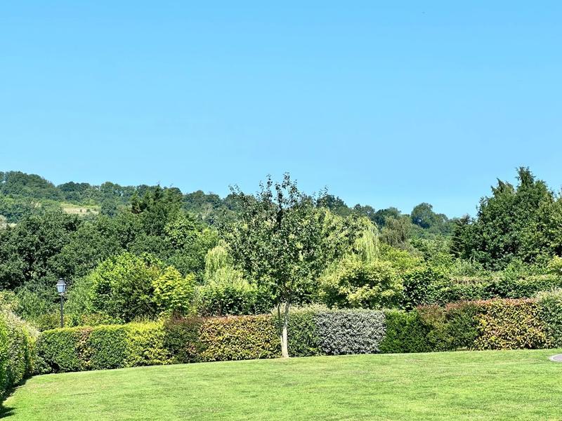 Maison - 261 m² - 10 pièces