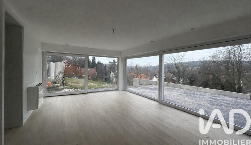 Maison - 226 m² - 8 pièces