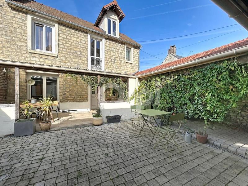 Maison - 100 m² - 5 pièces