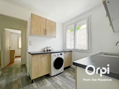 Maison - 75 m² - 5 pièces