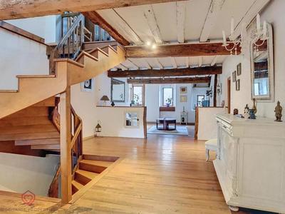 Maison de village - 238 m² - 9 pièces