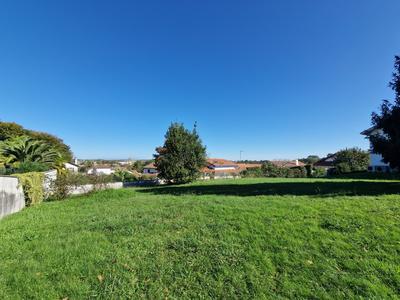 Terrain - 736 m²