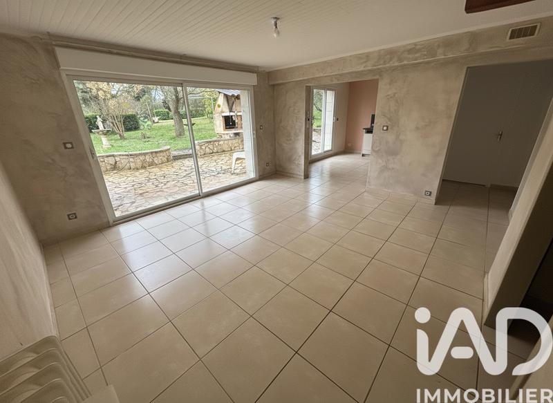 Maison - 167 m² - 8 pièces
