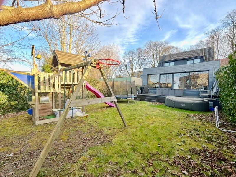 Maison - 132 m² - 6 pièces