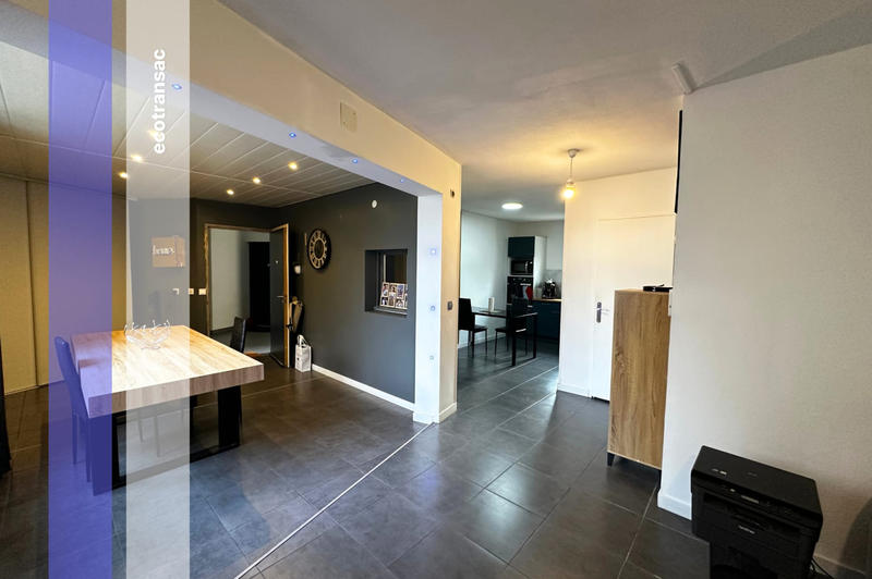 Appartement - 82 m² - 3 pièces