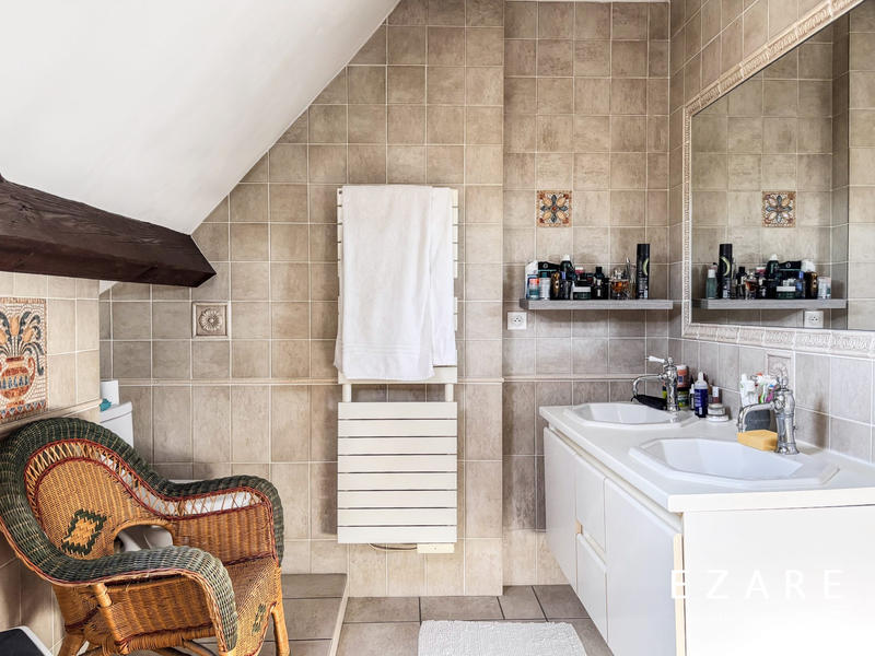 Maison - 191 m² - 7 pièces