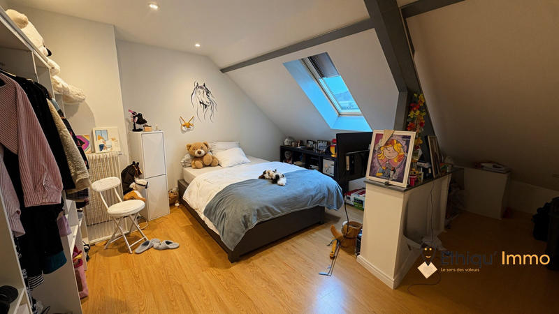 Maison - 174 m² - 7 pièces