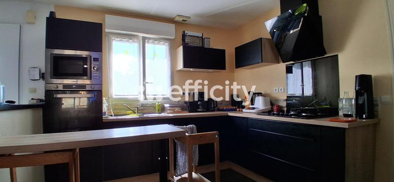 Maison - 110 m² - 6 pièces