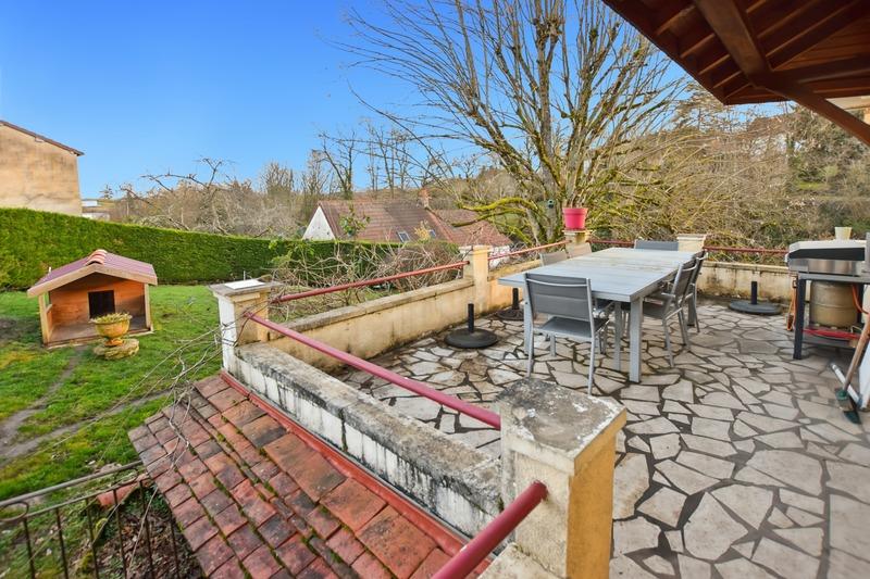 Maison - 110 m² - 5 pièces