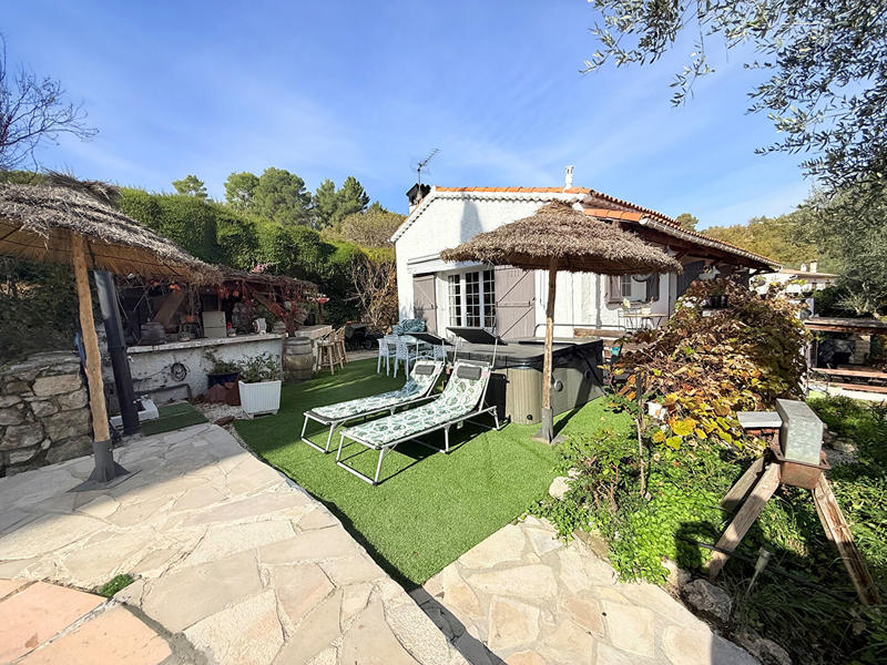 Villa - 130 m² - 4 pièces