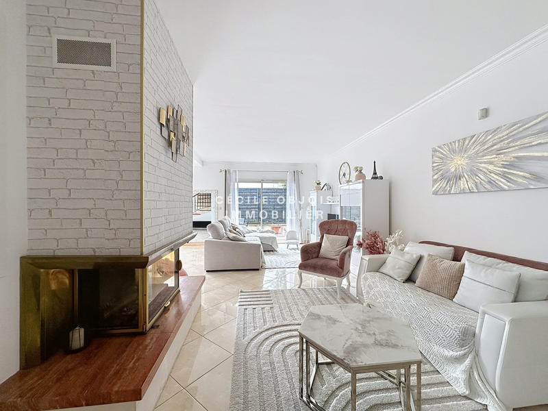 Maison contemporaine - 160 m² - 6 pièces