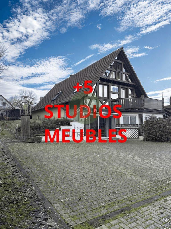 Maison traditionnelle - 200 m² - 5 pièces