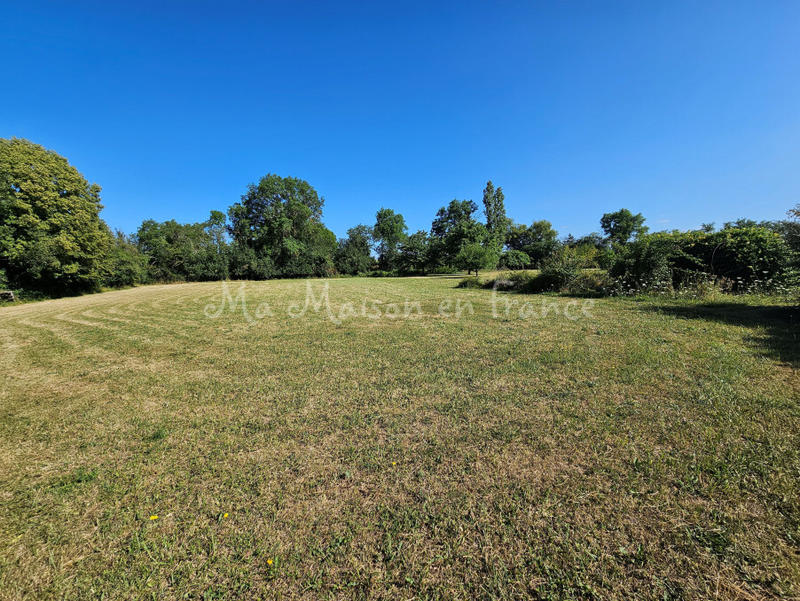 Maison - 318 m² - 8 pièces