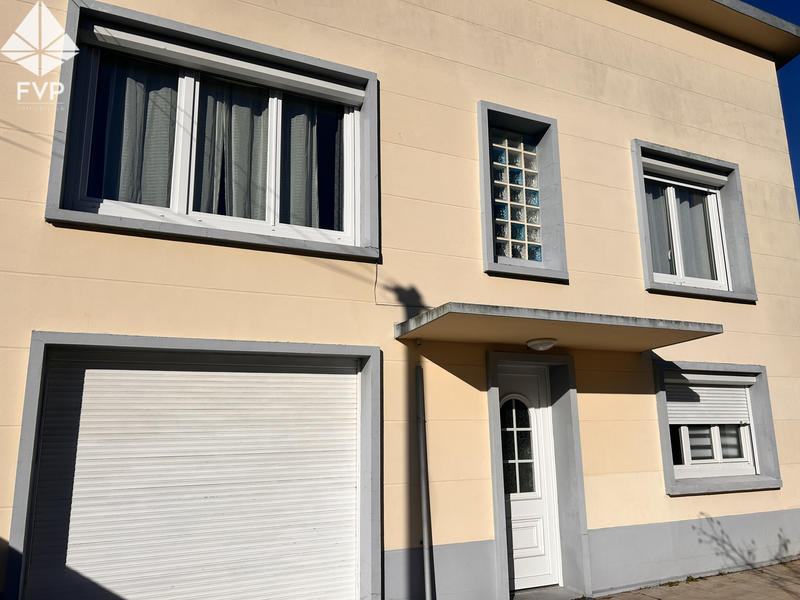 Maison - 96 m² - 6 pièces