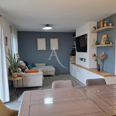 Maison - 96 m² - 4 pièces