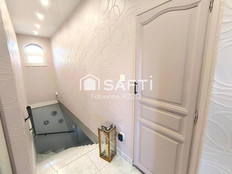 Maison - 110 m² - 5 pièces