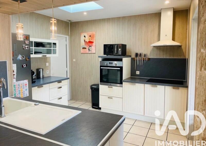 Maison - 95 m² - 4 pièces