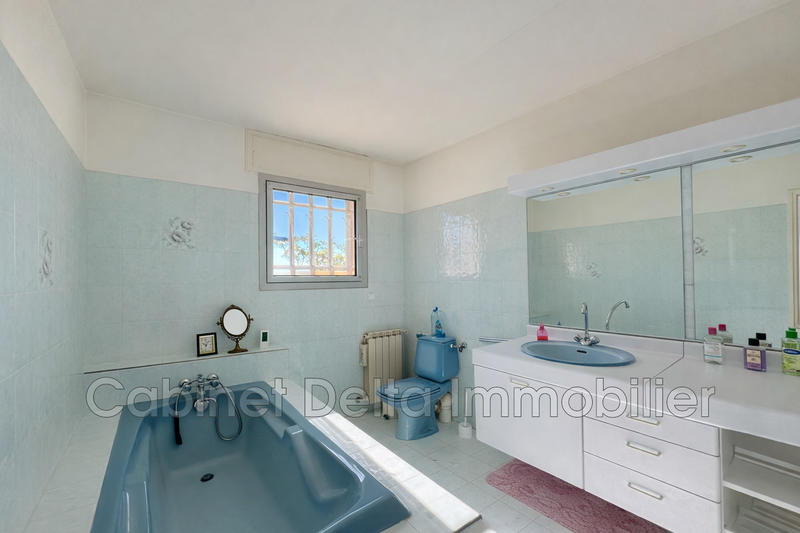 Maison - 176 m² - 7 pièces