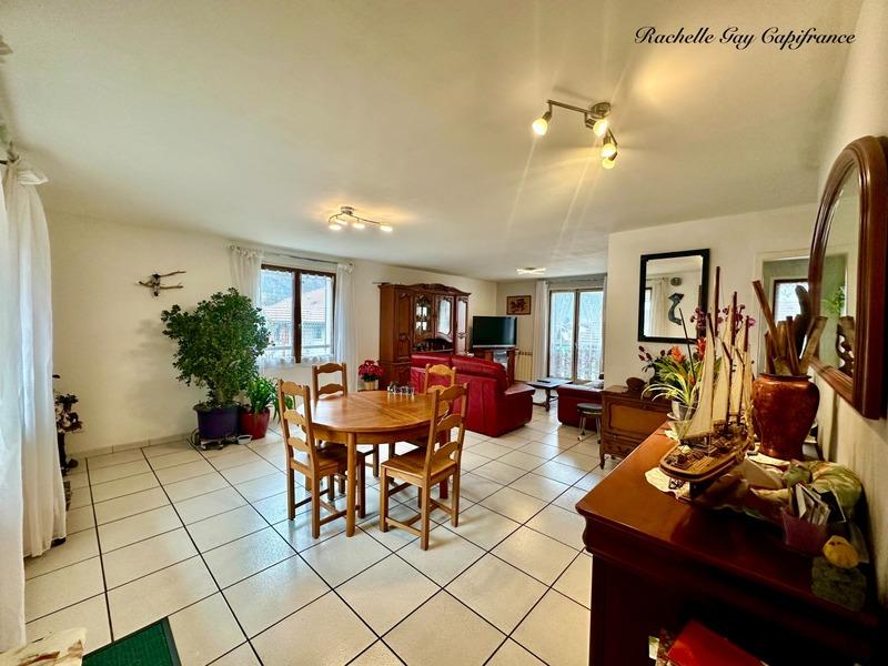 Maison - 117 m² - 5 pièces