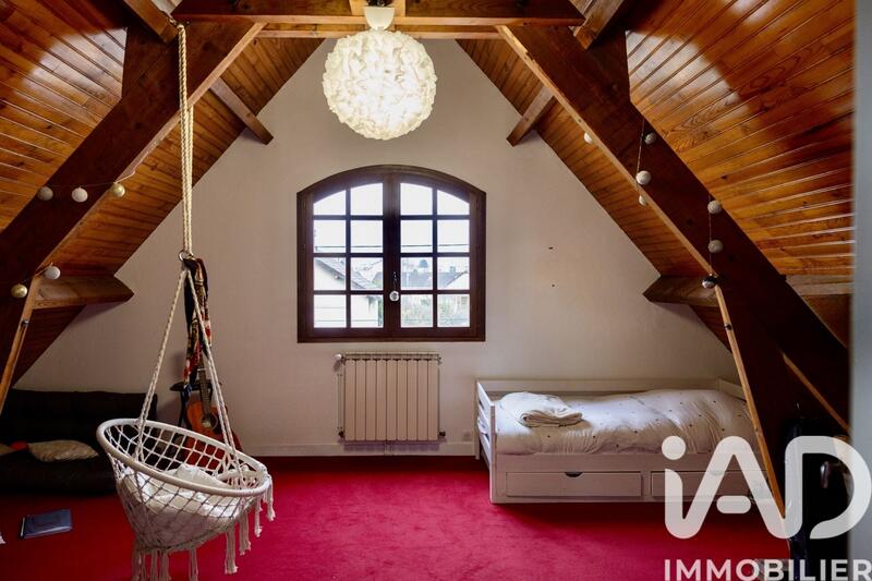 Maison - 175 m² - 6 pièces