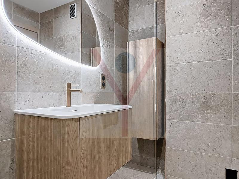 Appartement - 80 m² - 3 pièces