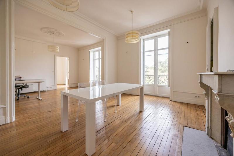 Appartement ancien - 115 m² - 5 pièces