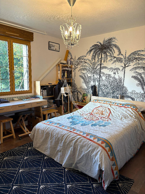 Maison - 85 m² - 5 pièces