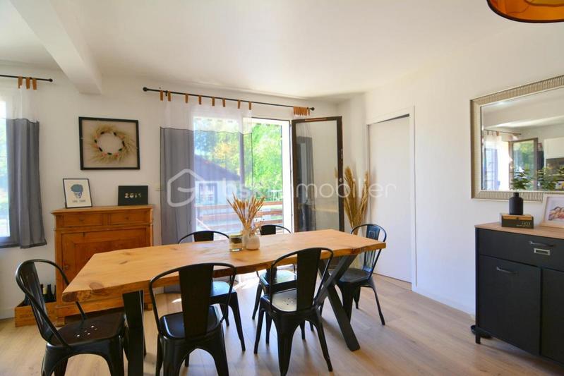 Loft - 72 m² - 4 pièces