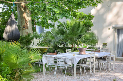 Maison - 300 m² - 7 pièces