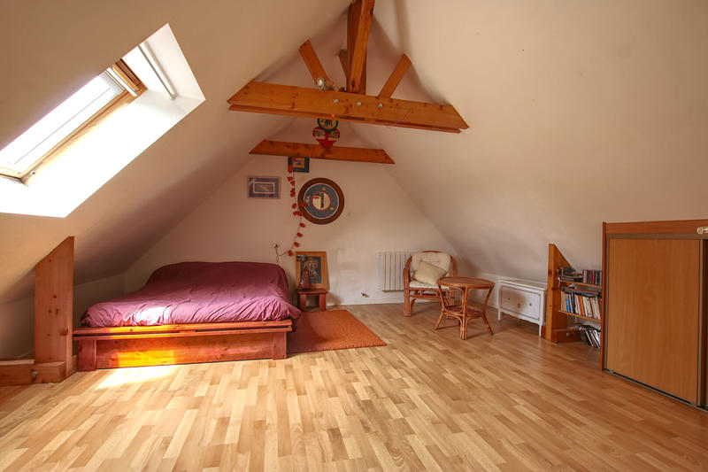 Maison - 165 m² - 8 pièces